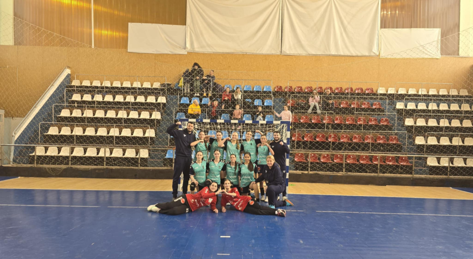 Olimpicele au învins Viitorul Oţelul pentru primul loc, ambele echipe vor reprezenta Galaţiul la turneul semifinal Valoare. Juniorii 3 de la CSŞ mai au un pas