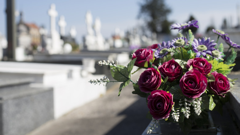 Concurs inedit în România: „Miss Cimitir” premiază cele mai îngrijite locuri de veci