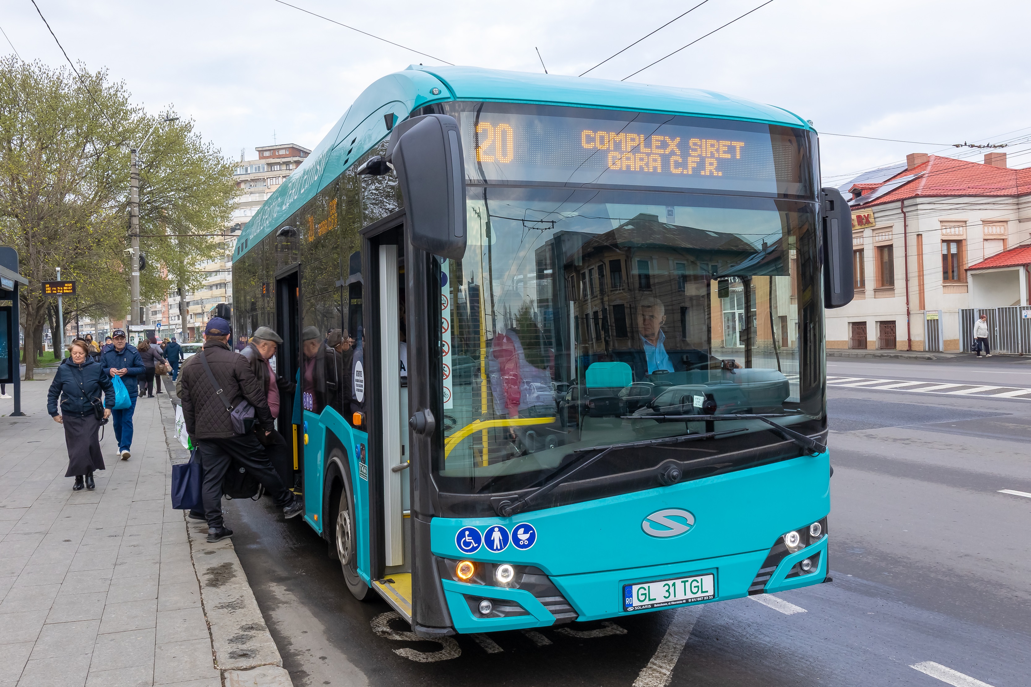 FOTO: Primele autobuze electrice au intrat pe traseele din Galaţi