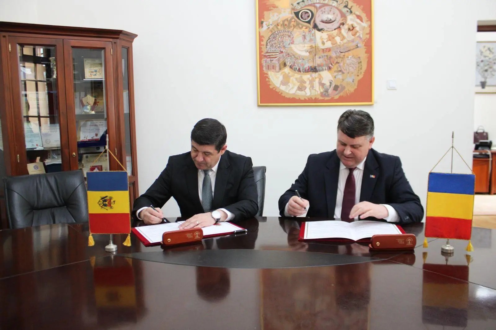 Acord de cooperare şi înfrăţire între judeţul Galaţi şi raionul Soroca