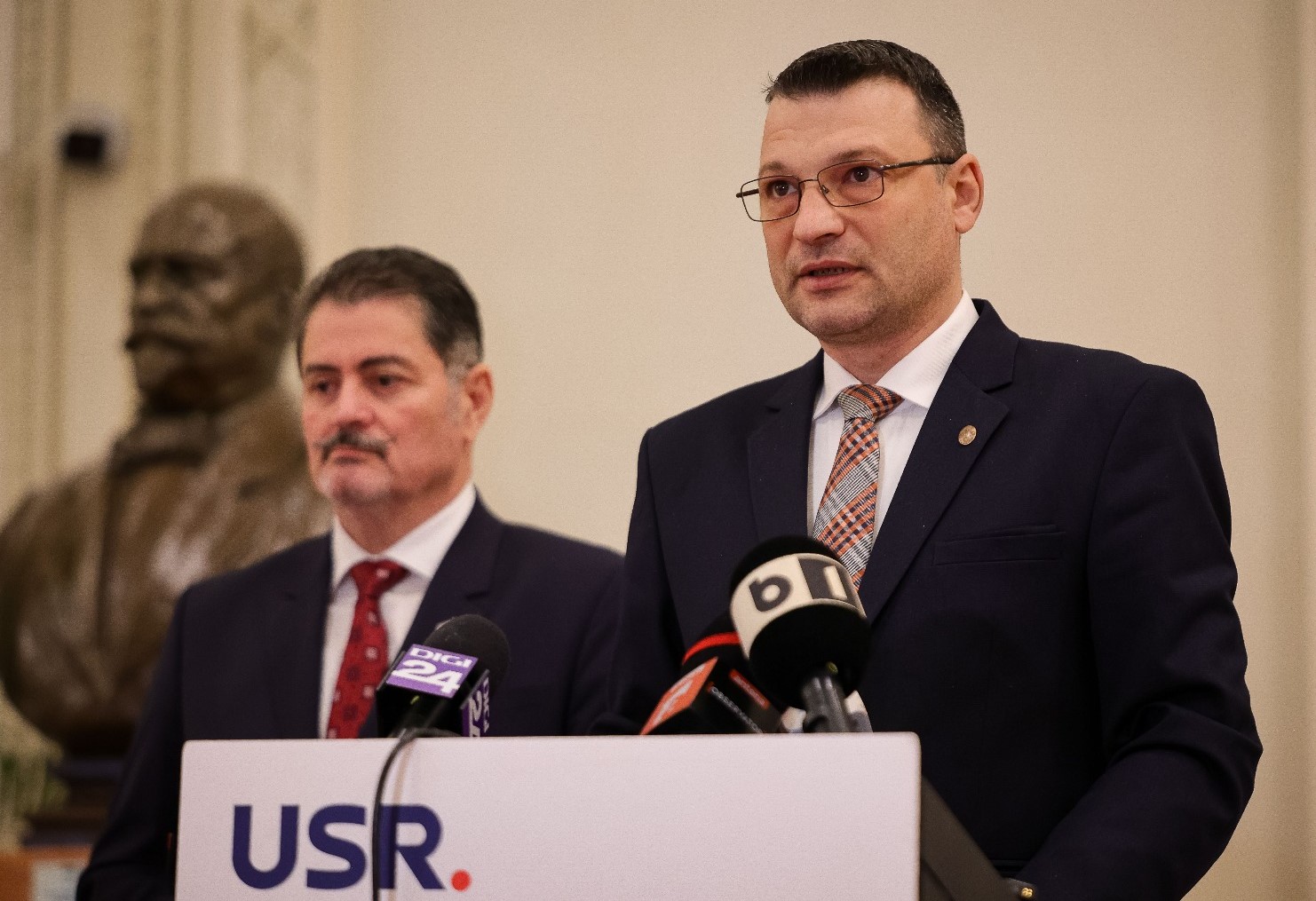 Bogdan Rodeanu (USR): „Fără mercenari, fără pază privată, fără dublă loialitate. Instituţiile statului trebuie să funcţioneze în slujba legii, nu a intereselor private”