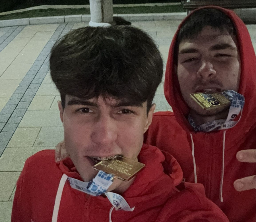 Gălăţenii David Brăilescu şi Matei Şorodoc, campioni europeni în tricoul României