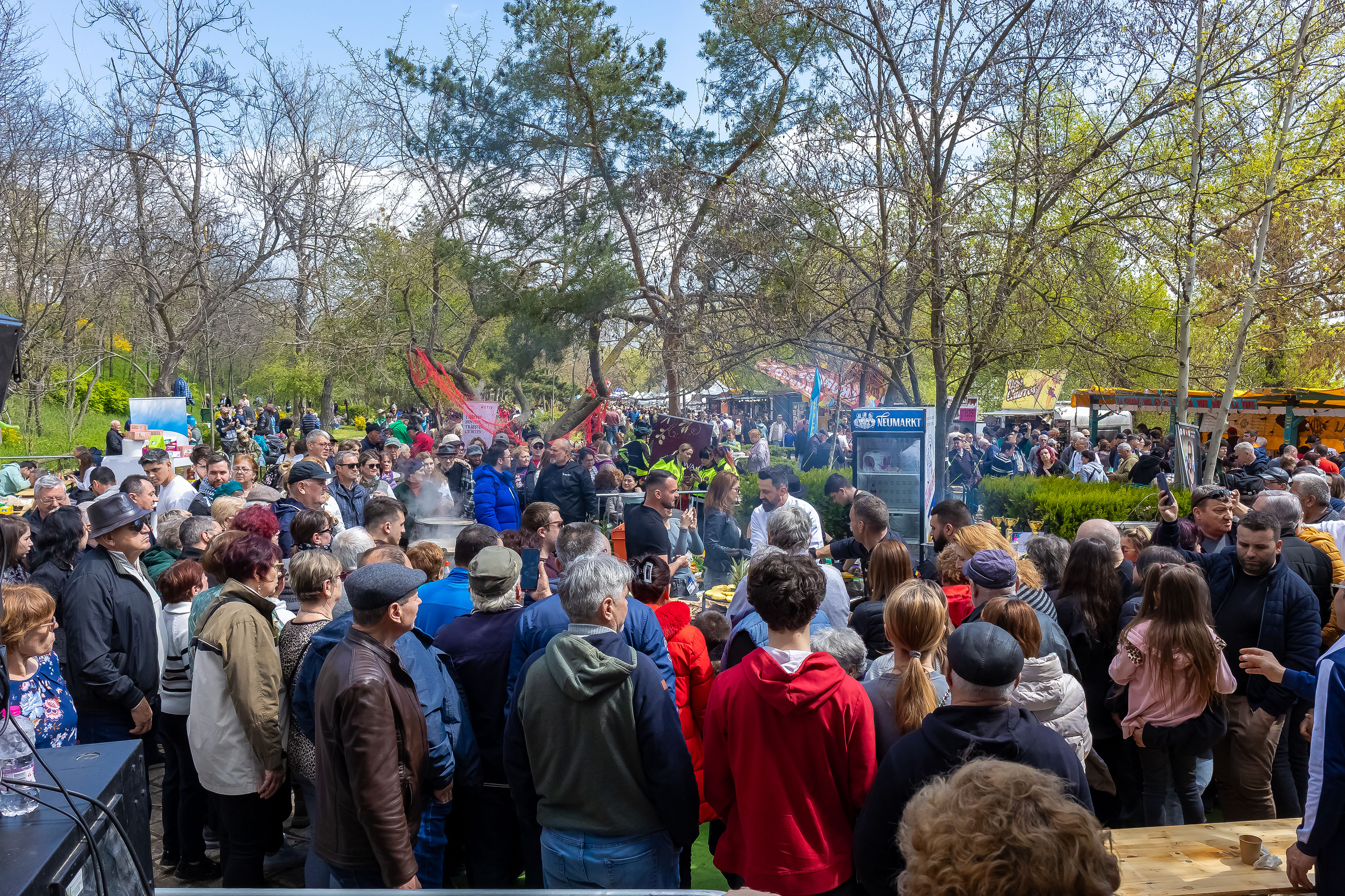 25.000 de turiști și vizitatori, la Festivalul Scrumbiei de la Galați