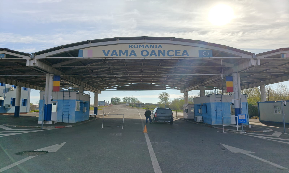 Autoturism radiat din circulaţie descoperit în PTF Oancea