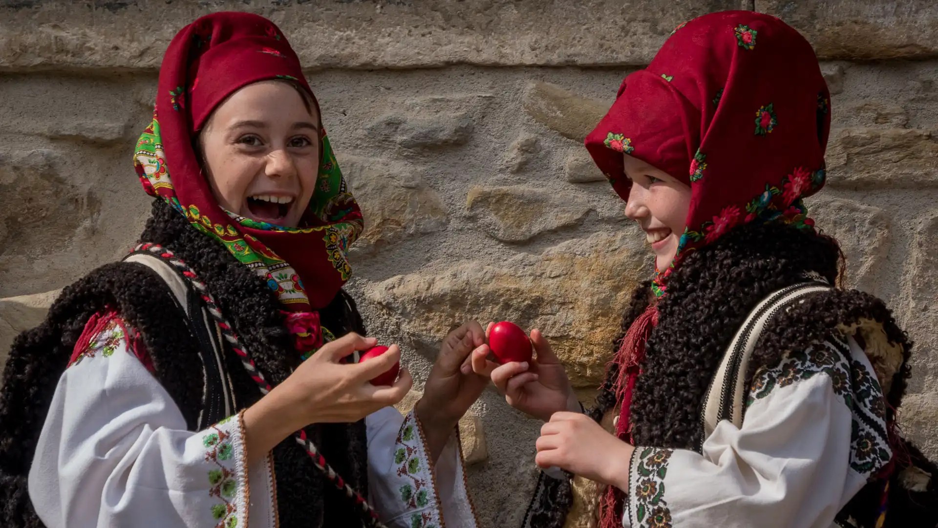 Tradiţii şi obiceiuri româneşti de Paşte