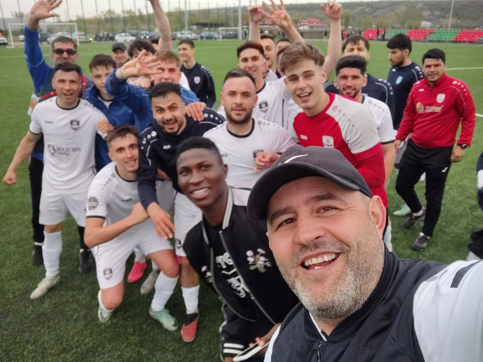 Brăniştenii şi-au luat o revanşă clară. Lieştenii rămân lideri cu un punct avans