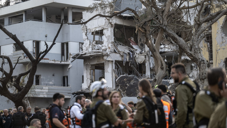 Sute de români solicită evacuarea din Israel şi Iran