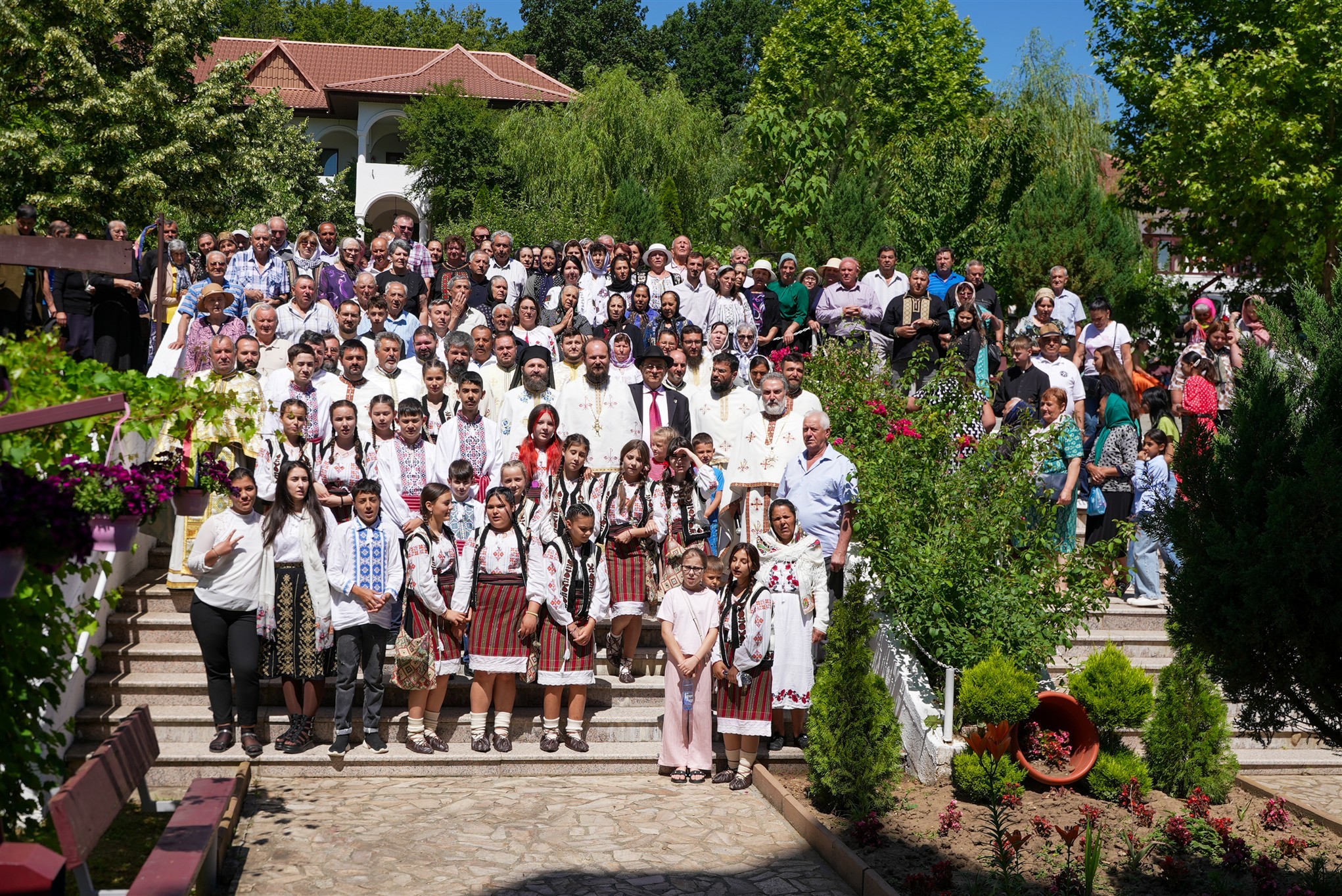 FOTO: Hramul Mănăstirii Toflea din judeţul Galaţi