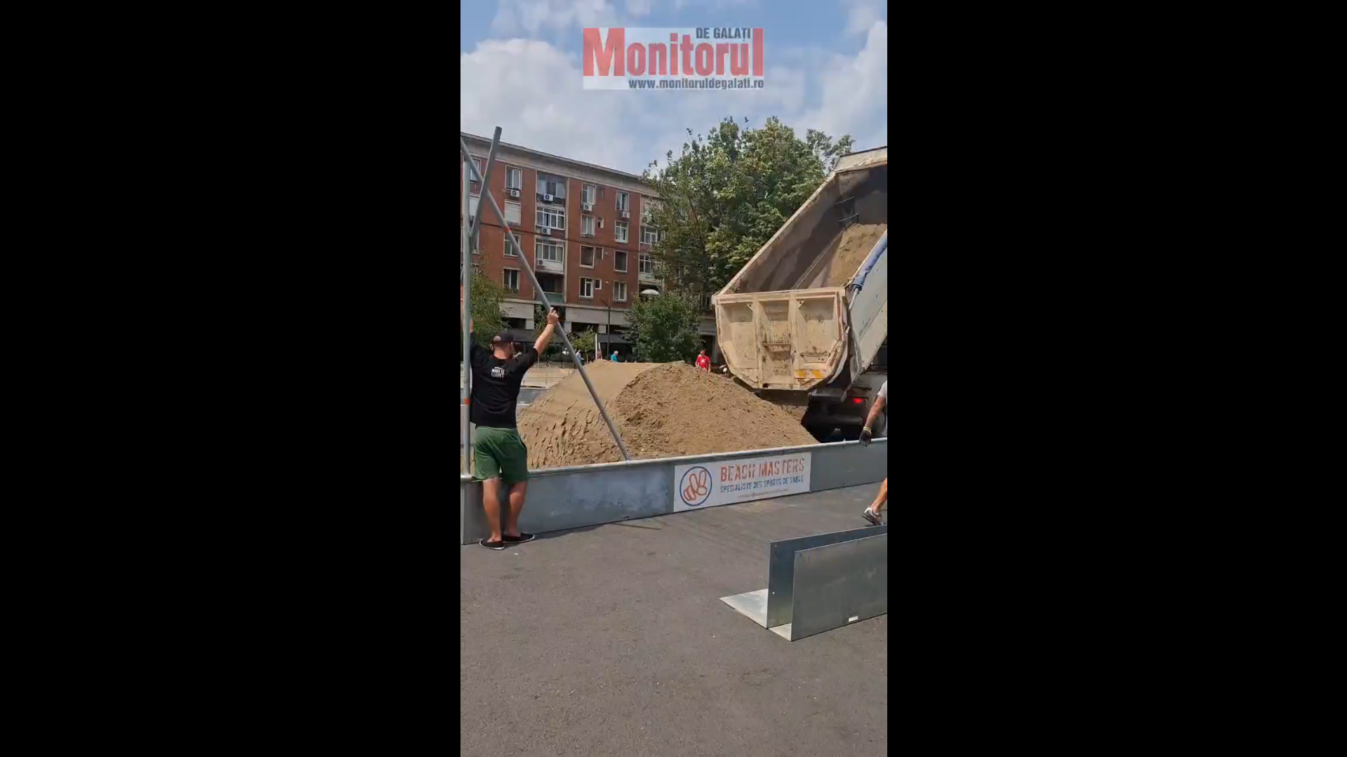VIDEO: Sfârâie nisipul la Spicu! Încep meciurile de volei pe plajă - PROGRAM