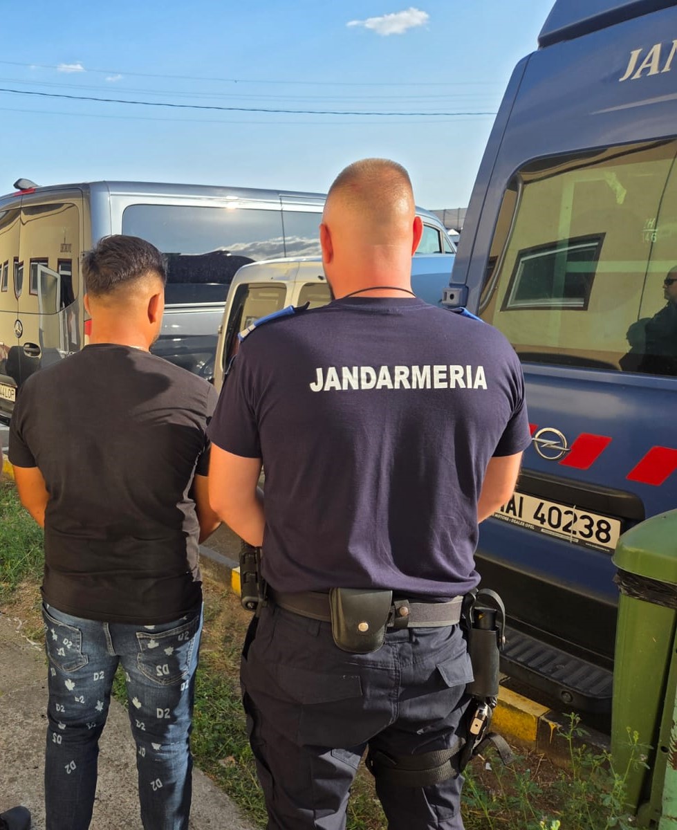 Cu pistolul la bâlci „pentru distracţie”! Scandal în ultima zi a Iarmarocului Moldovenesc de la Tecuci