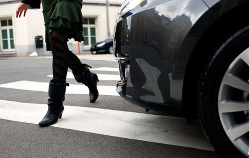 Accident: Femeie lovită pe trecere pe faleză, la Galaţi! Şoferul era băut