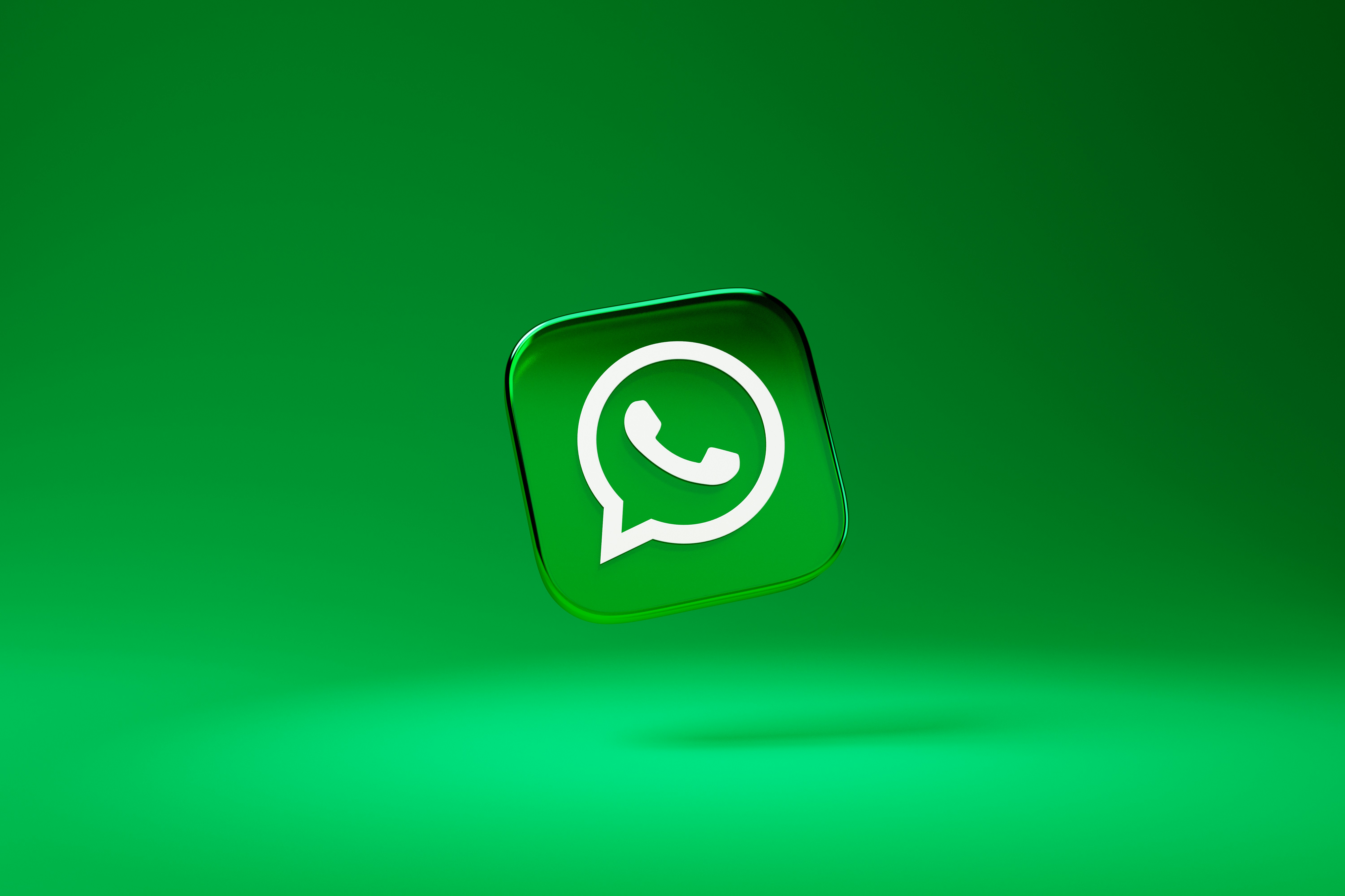 WhatsApp introduce traducerea nativă a mesajelor direct pe dispozitiv