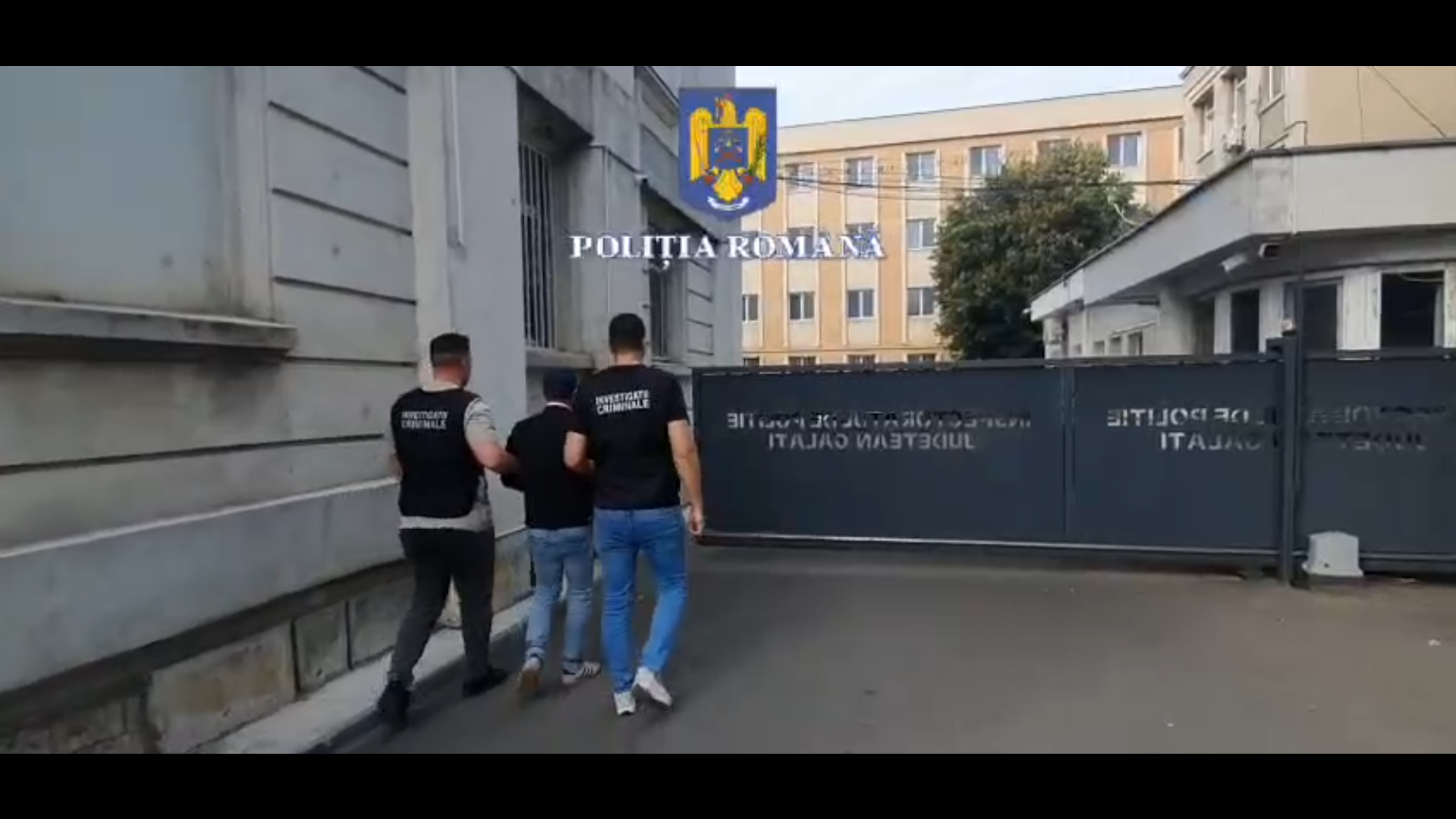 VIDEO: Străin prins la Galaţi după înşelăciuni de 1.500.000 de euro cu rulote