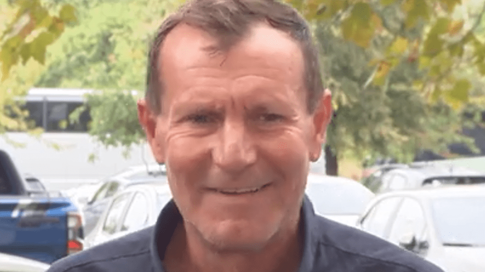 Mort în acte, dar bun de plată la taxe şi impozite