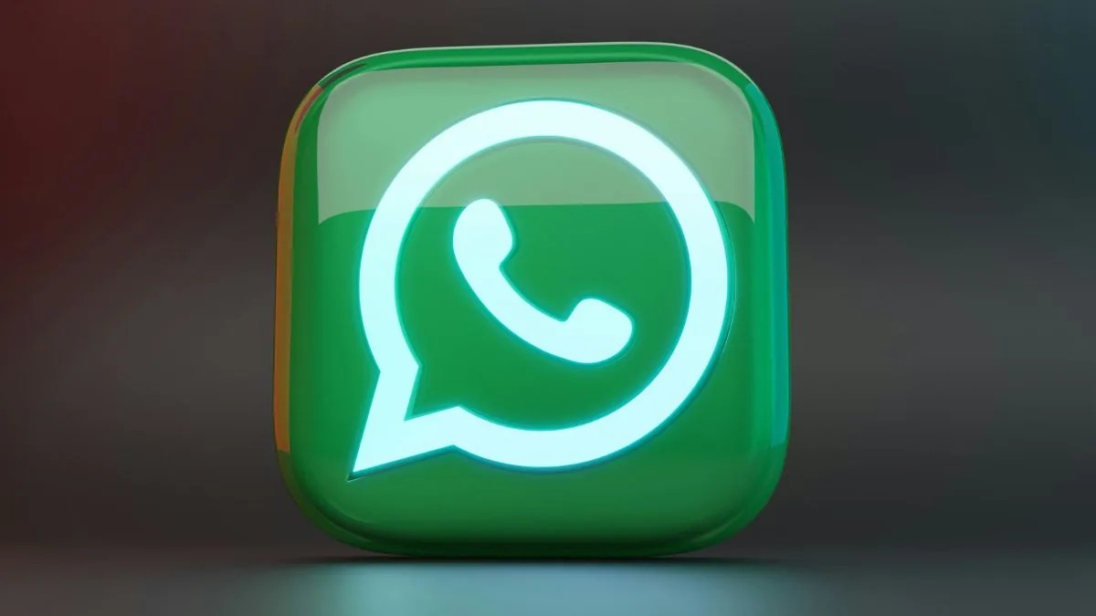 WhatsApp renunţă la ChatGPT şi la toţi boţii AI externi din 2026