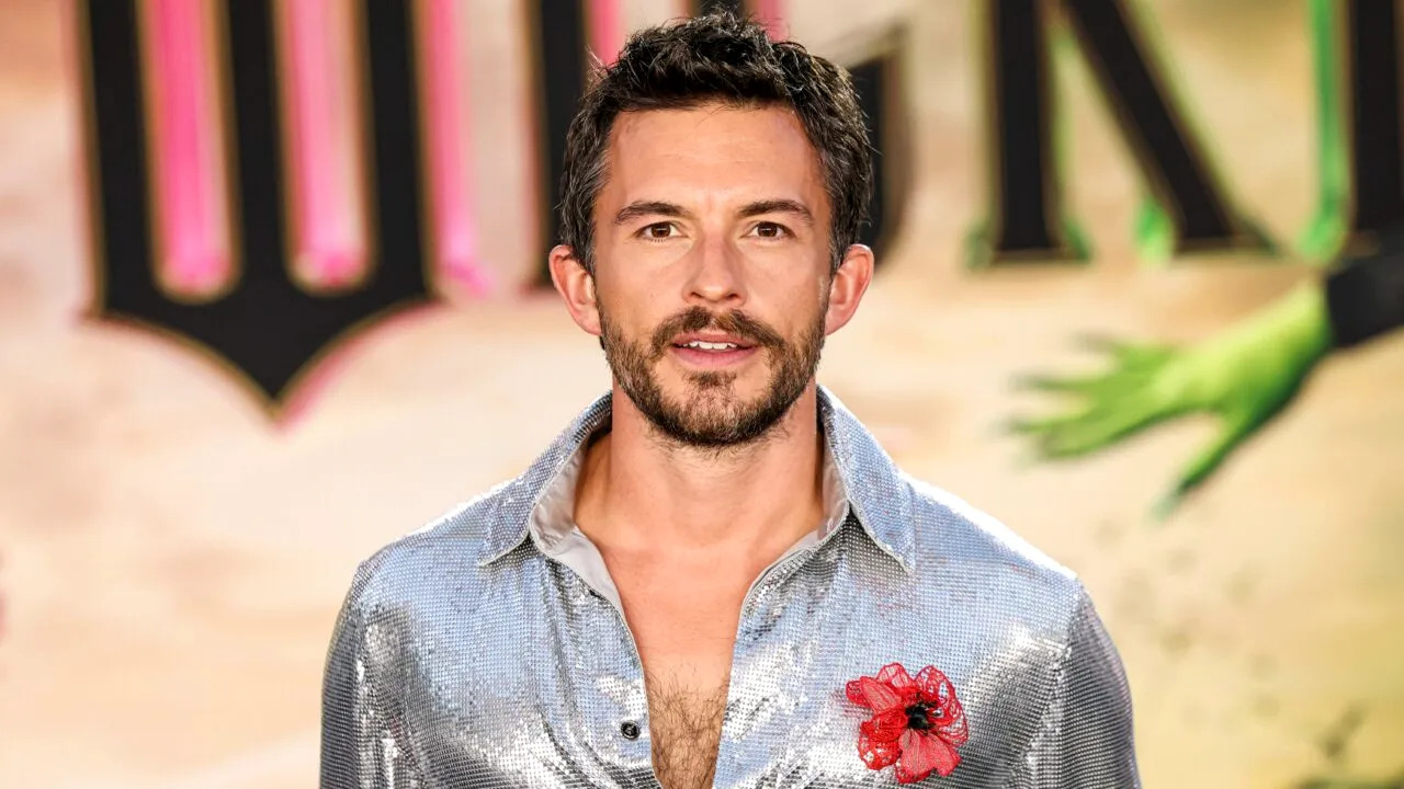 Jonathan Bailey, declarat „cel mai sexy bărbat în viaţă” de revista People