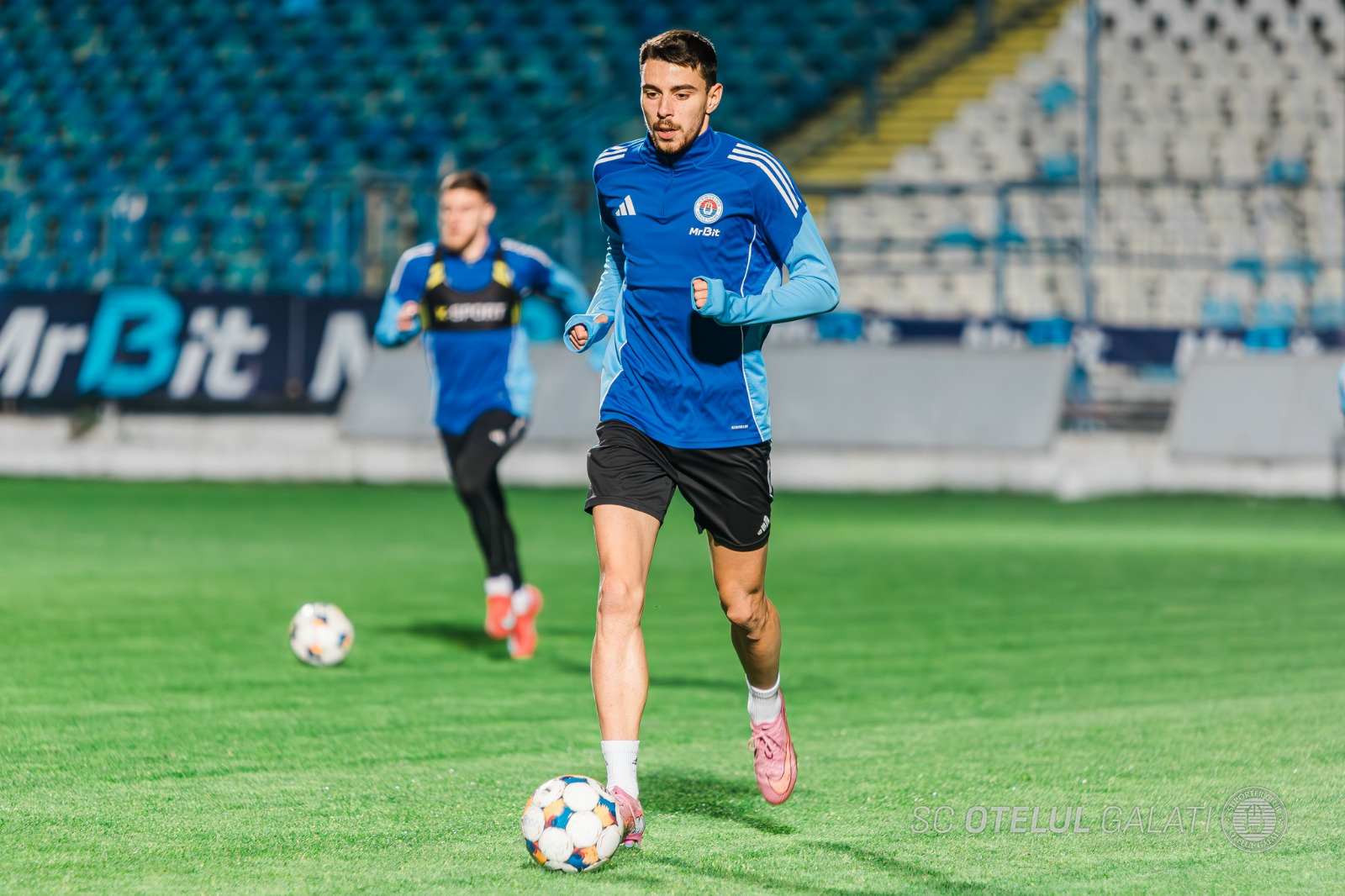 Oţelul joacă cu Farul pentru play-off