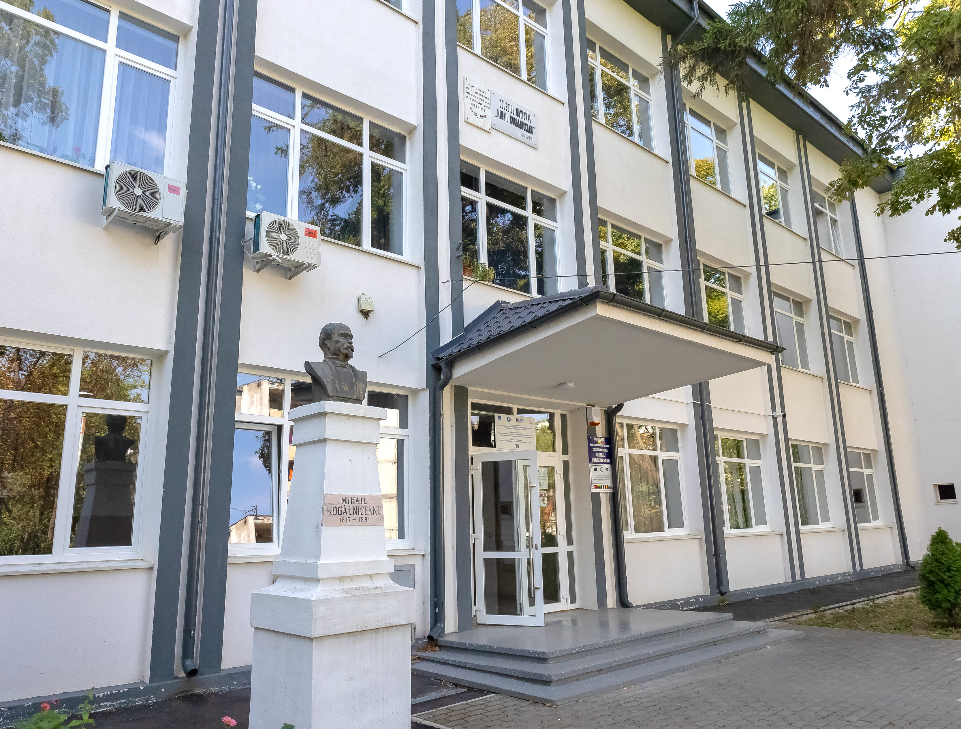 Anchetă la Colegiul Naţional „Mihail Kogălniceanu” din Galaţi