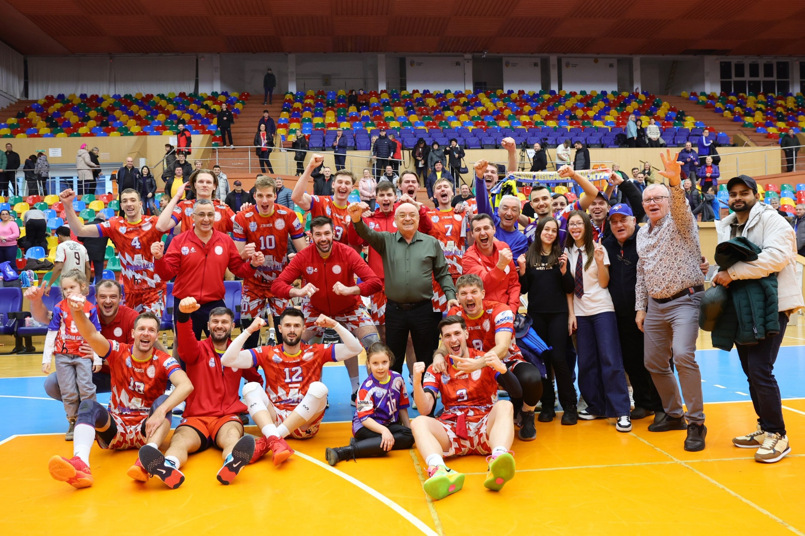 Volei: CSM Arcada Galați a obţinut o victorie de prestigiu cu Benfica Lisabona