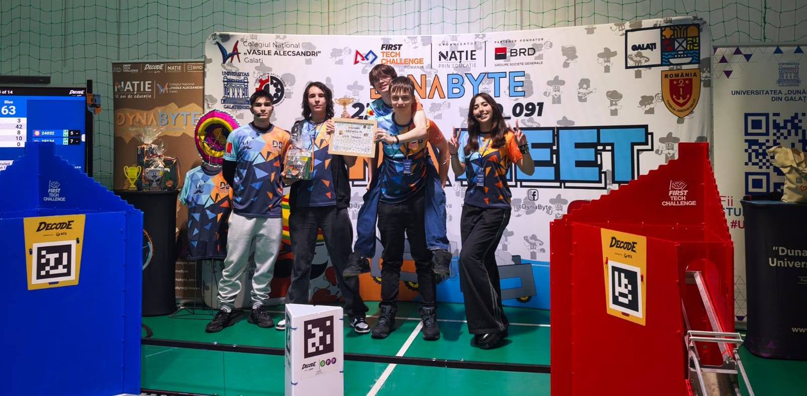 Echipa de robotică DynaByte a CNVA Galaţi, dublă reuşită în sezonul 10 FTC DECODE