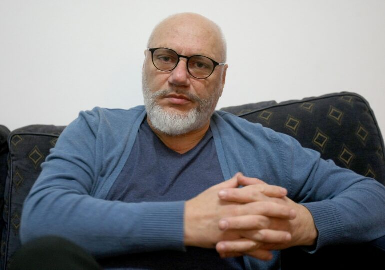 Percheziţii şi focuri de armă acasă la dr. Cristian Andrei