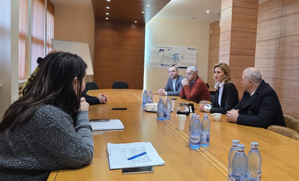 Întâlnire între conducerea combinatului siderurgic Liberty Galaţi şi autorităţile locale
