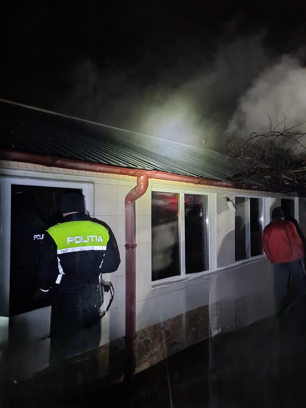 Tragedie la Brăila: Fostul primar al comunei Roşiori a murit în incendiu