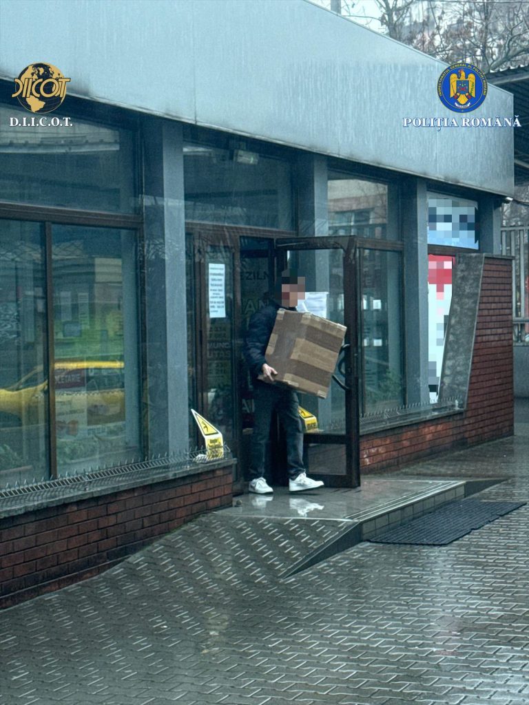 Trafic internaţional de droguri