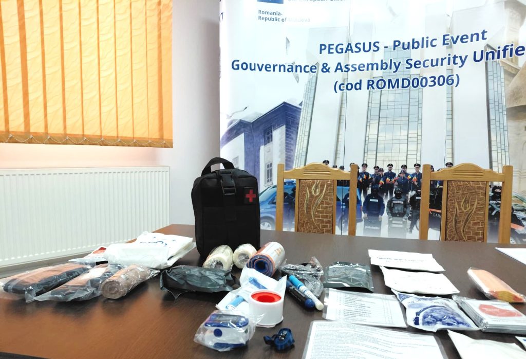 Jandarmeria Galaţi a fost dotată cu 20 de kituri medicale tactice individuale de prim-ajutor