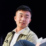 Carl Pei avertizează: „cursa specificaţiilor” se încheie, iar telefoanele vor fi definite de experienţă, nu de hardware
