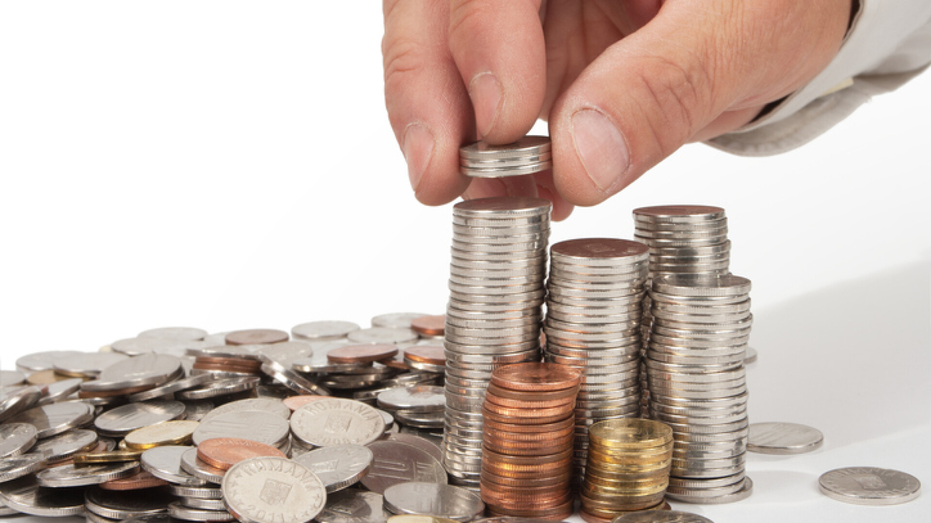 Indicele ROBOR la trei luni a coborât luni la 5,98% pe an