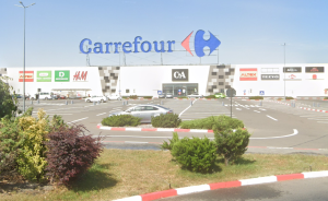 Pavăl Holding (Dedeman) a început negocierile de preluare a Carrefour România