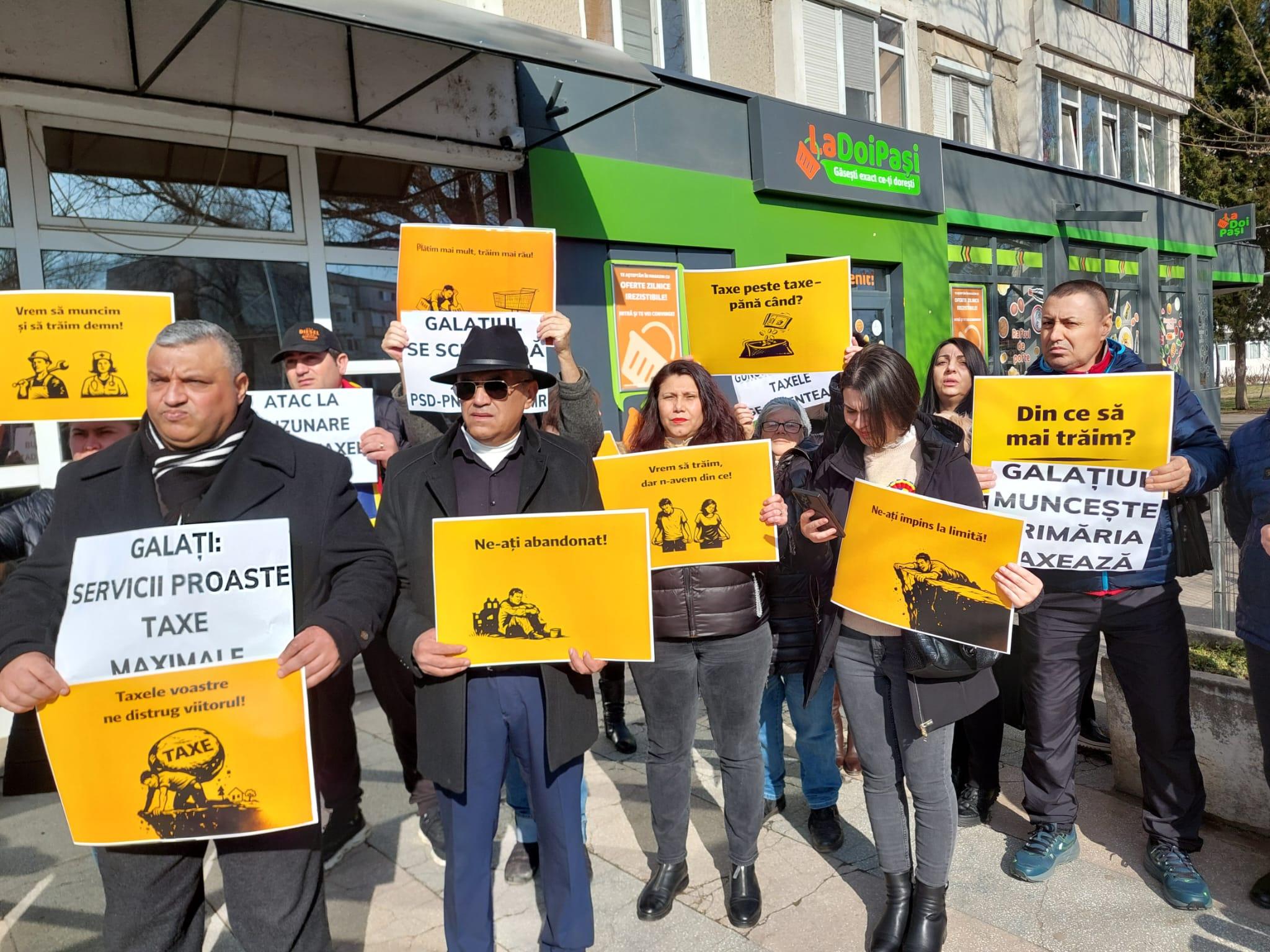 VIDEO: Protest AUR cu sute de gălăţeni în stradă: ”STOP noilor taxe!”
