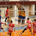 Volei: CSM Arcada Galaţi a fost învinsă de Corona Braşov după ce a irosit nu mai puţin de 9 mingi de meci