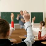 Agresorii sexuali nu se mai pot angaja în şcoli, spitale sau centre de educaţie fizică şi sport