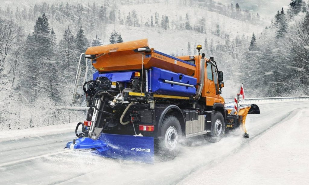 Autospeciala multifuncţională cu 10 module