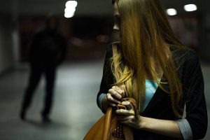 Galaţi: Domniţă la ananghie salvată de 3 poliţişti aflaţi în timpul liber