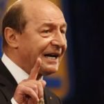 Avertismentul lui Traian Băsescu: „Poate ar fi bine ca fiecare dintre noi să se gândească unde se adăposteşte el şi familia”