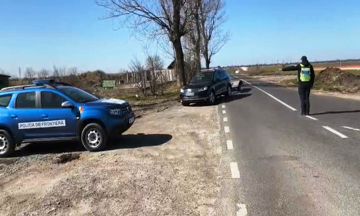 Tămăoani: Conducător auto depistat fără categoria corespunzătoare pentru ansamblul rutier condus