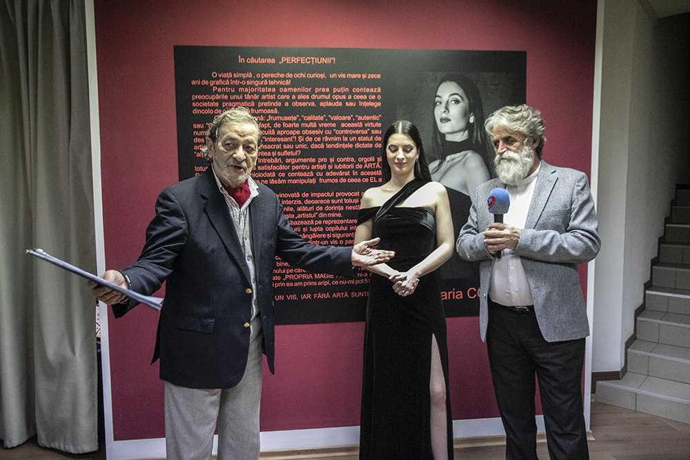 FOTO: Un vis împlinit, expoziţia de grafică a Anei-Maria Cocoş la Muzeul de Artă Vizuală