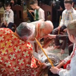 VIDEO: Rânduiala spălării picioarelor la Catedrala Sfântul Andrei din Galaţi