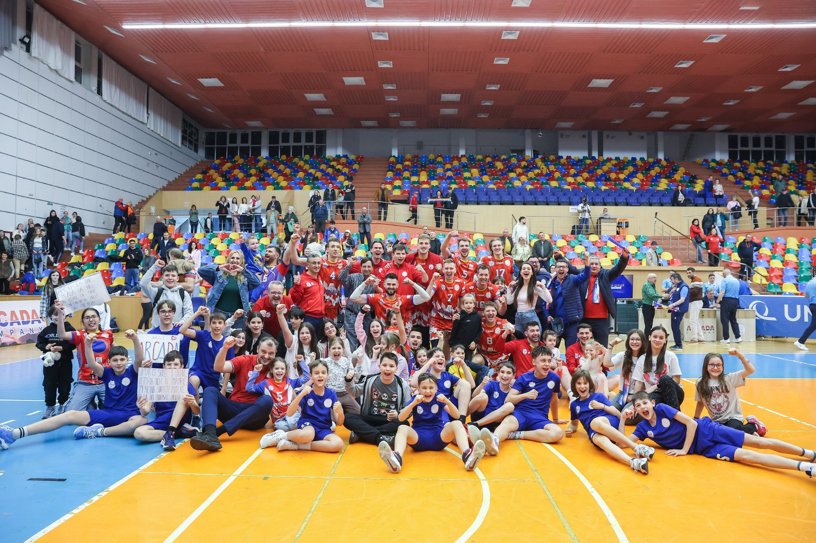 Volei: CSM Arcada Galaţi a revenit senzaţional de la 0-2 şi a învins în prelungirile tie-break-ului pe SCM Zalău