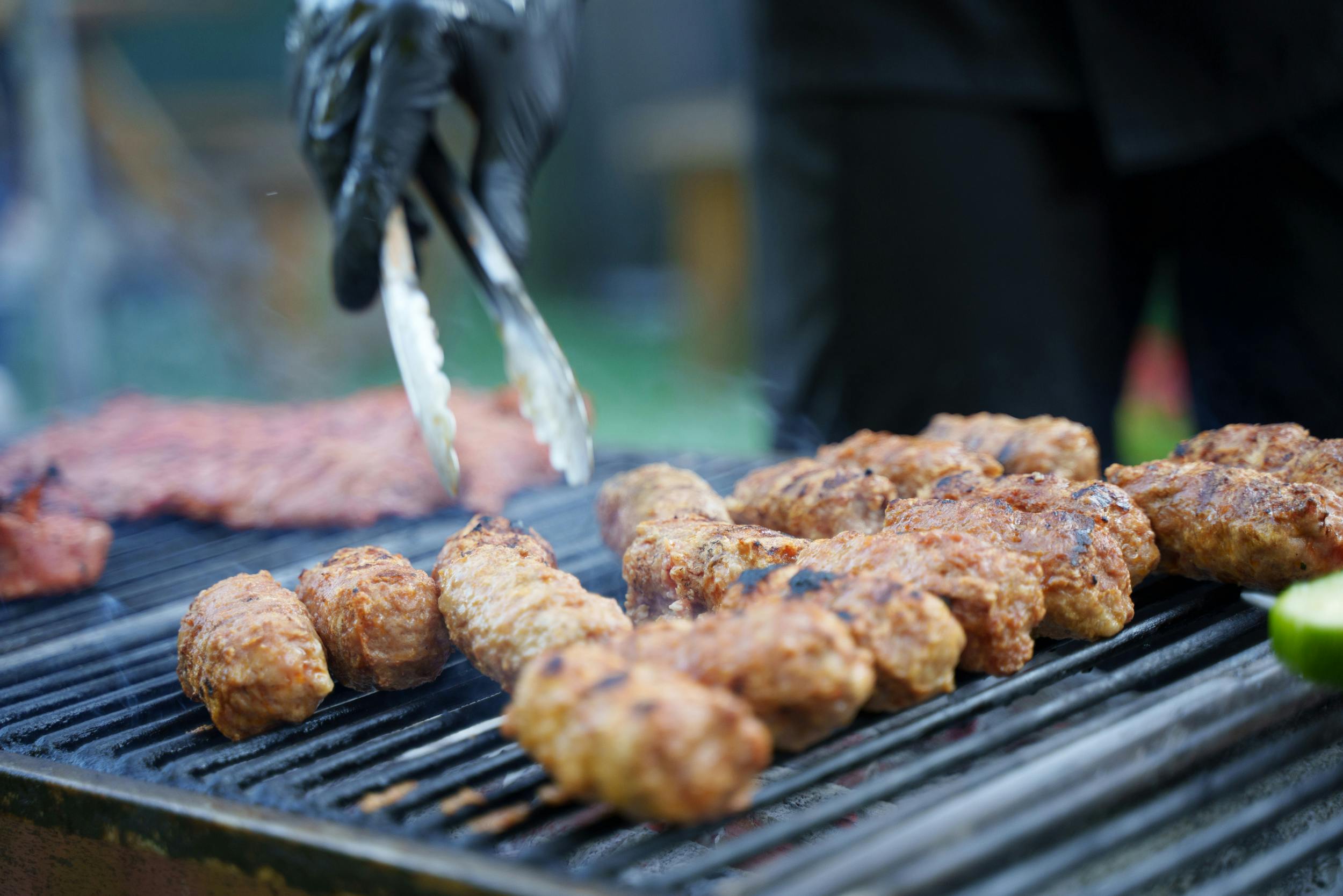 „Olimpiada Grătarelor” pe faleză la Galaţi, în minivacanţa de 1 Mai