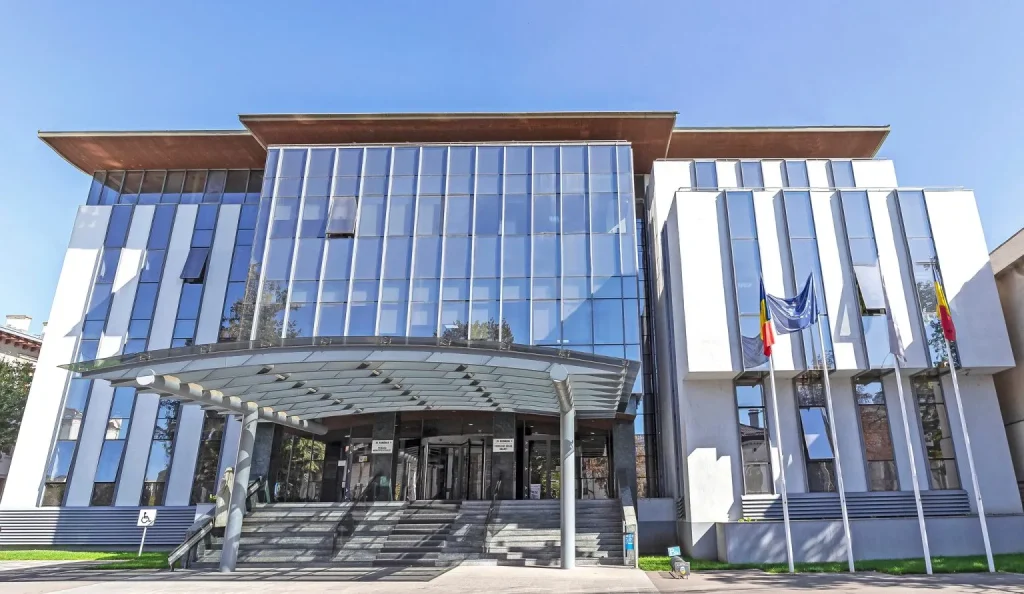 Galaţi: 200 de posturi tăiate din administraţia locală. Pucheanu anunţă economii de peste 20 milioane lei anual