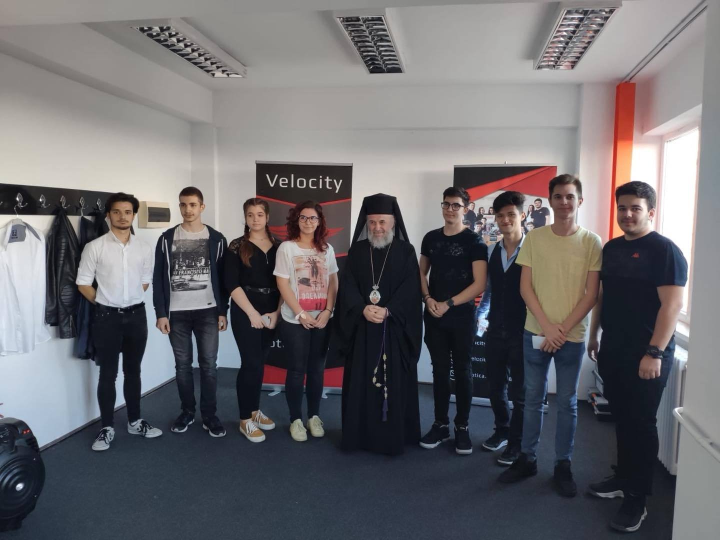 „Mai valoroşi decât aurul!” ÎPS Casian, mesaj pentru tinerii campioni mondiali la Robotică din Brăila