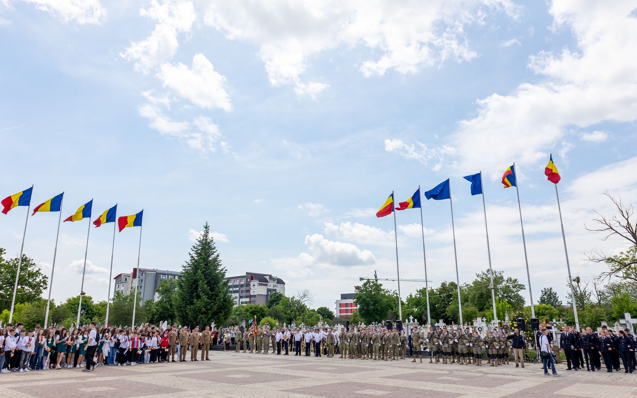 Manifestări solemne la Galaţi de Ziua Eroilor: Programul complet al evenimentelor şi restricţiile de trafic