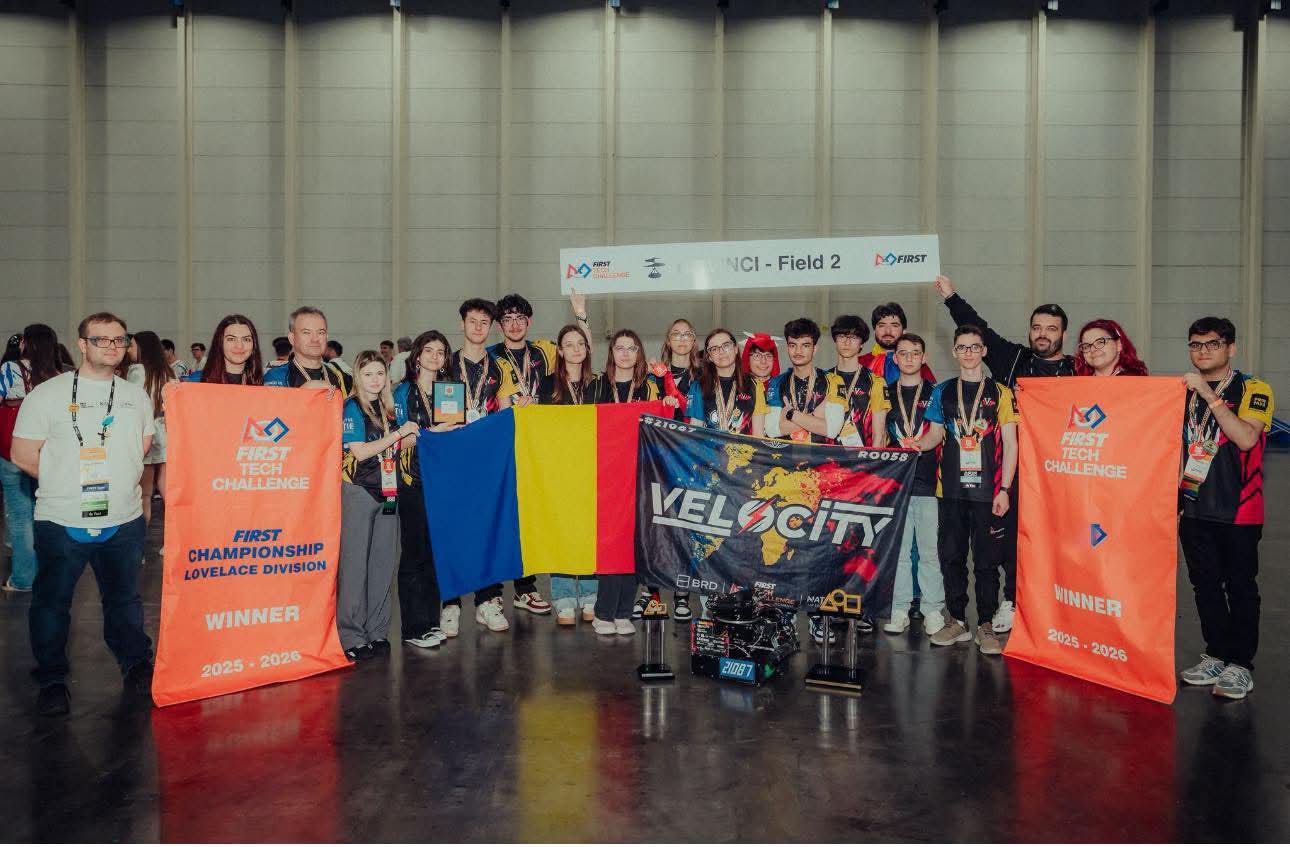 Brăila scrie istoria tehnologiei globale: Echipa „Velocity” a Colegiului Naţional „Gh. M. Murgoci” este noua Campioană Mondială la Robotică!