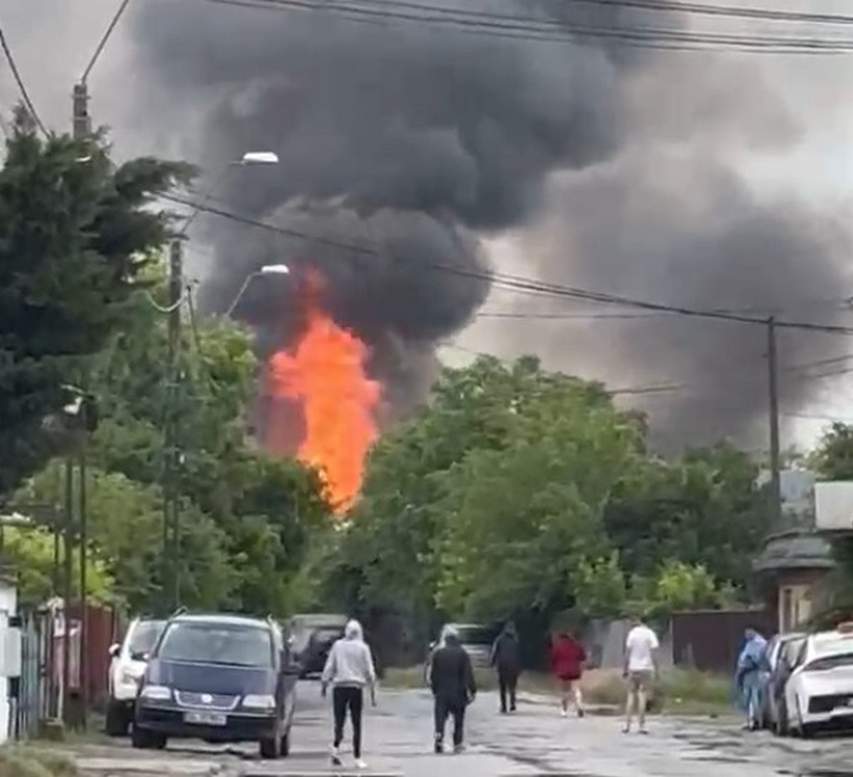 Incendiu violent la o casă din Tecuci