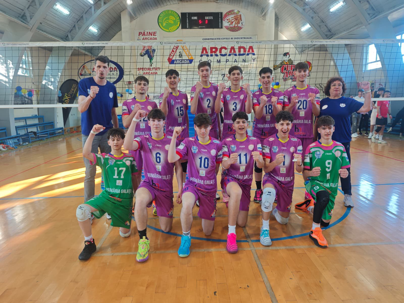 Volei: Juniorii Under 17 de la CSM Arcada joacă la Galaţi pentru medaliile de aur