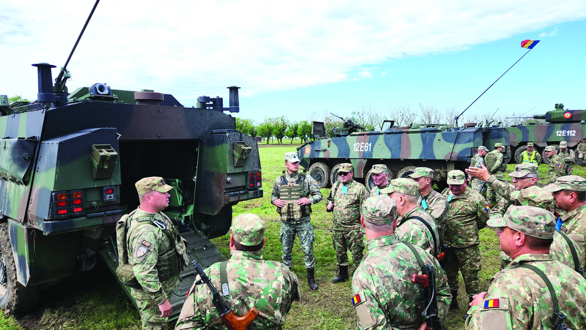 Rezerviştii din două judeţe sunt chemaţi la unităţi militare pentru pregătire